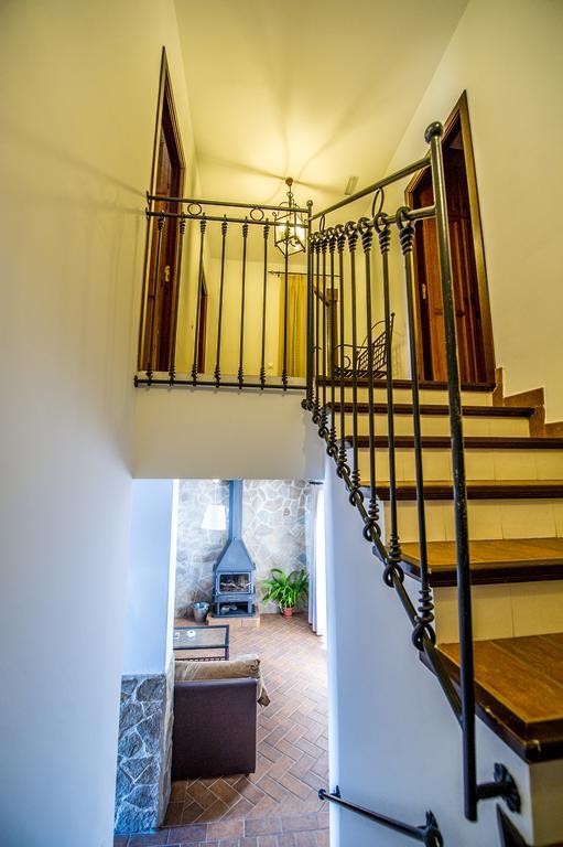 Apartamentos La Venta Del Charco Cardeña Rum bild